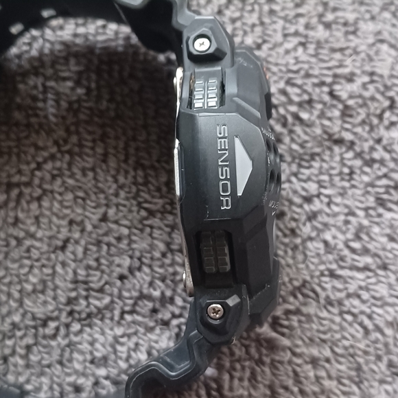 💥SOLD💥CASIO G-SHOCK GDF100-1B (JAPAN) - Picture 3 of 8